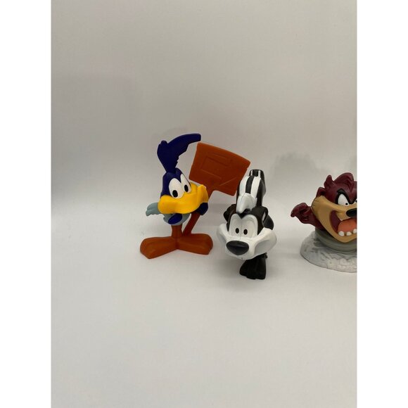 2020s McDonald's Looney Tunes Characters Happy Meal Toys Set 1 - Picture 2 of 6